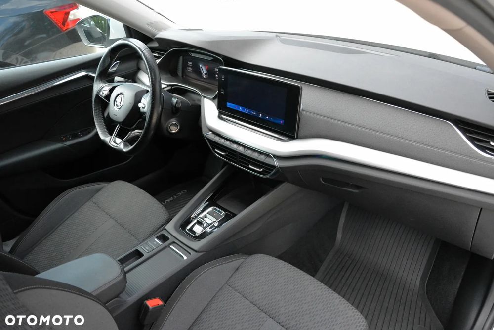 Skoda Octavia 2.0 TDI SCR Style DSG - 16
