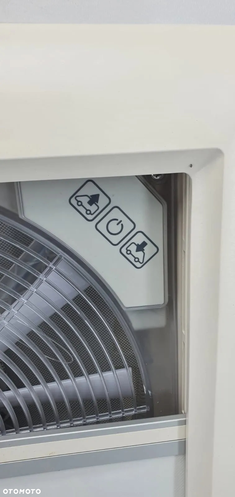 Okno dachowe kamper 40x40 Truma Vent wentylator - 3