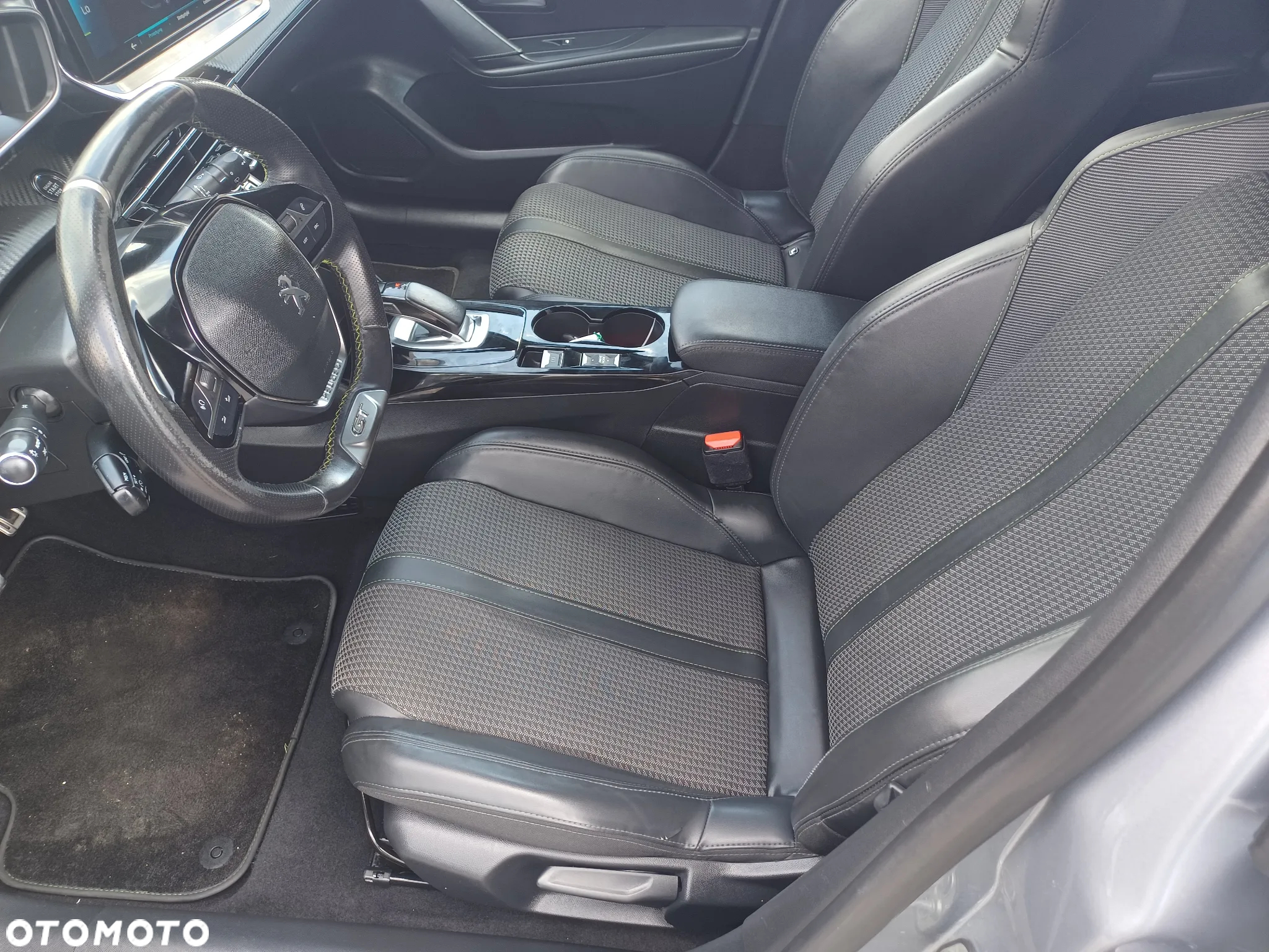 Peugeot 208 e-208 GT Line - 16