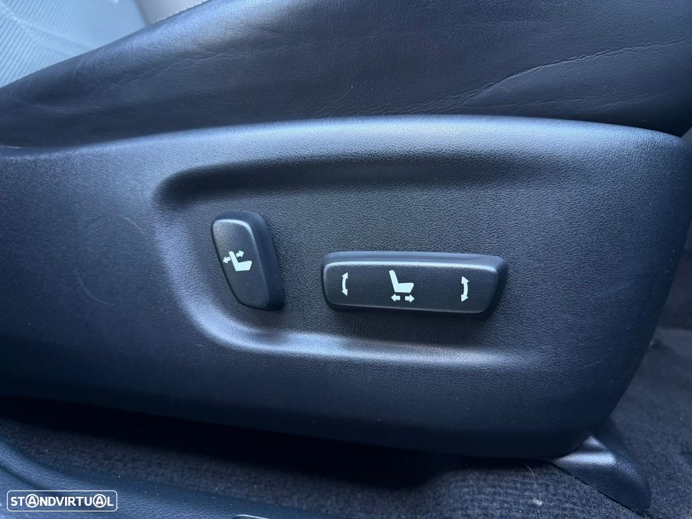 Lexus NX 300h Executive+ - 19