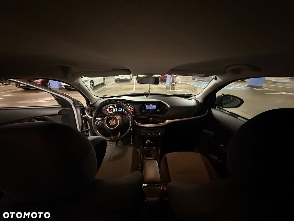 Fiat Tipo 1.4 16V - 8