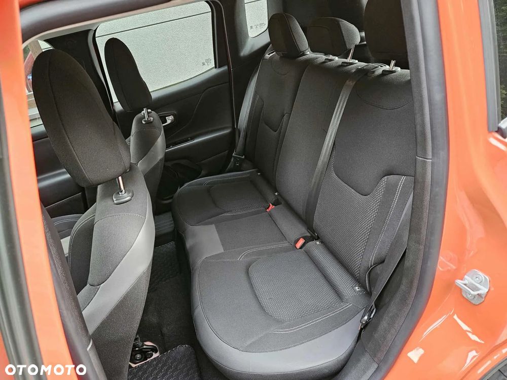 Jeep Renegade 1.3 GSE T4 Turbo Limited FWD S&S - 11
