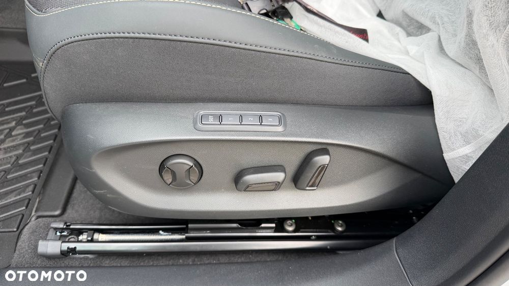 Volkswagen ID. Unyx 06 - 33