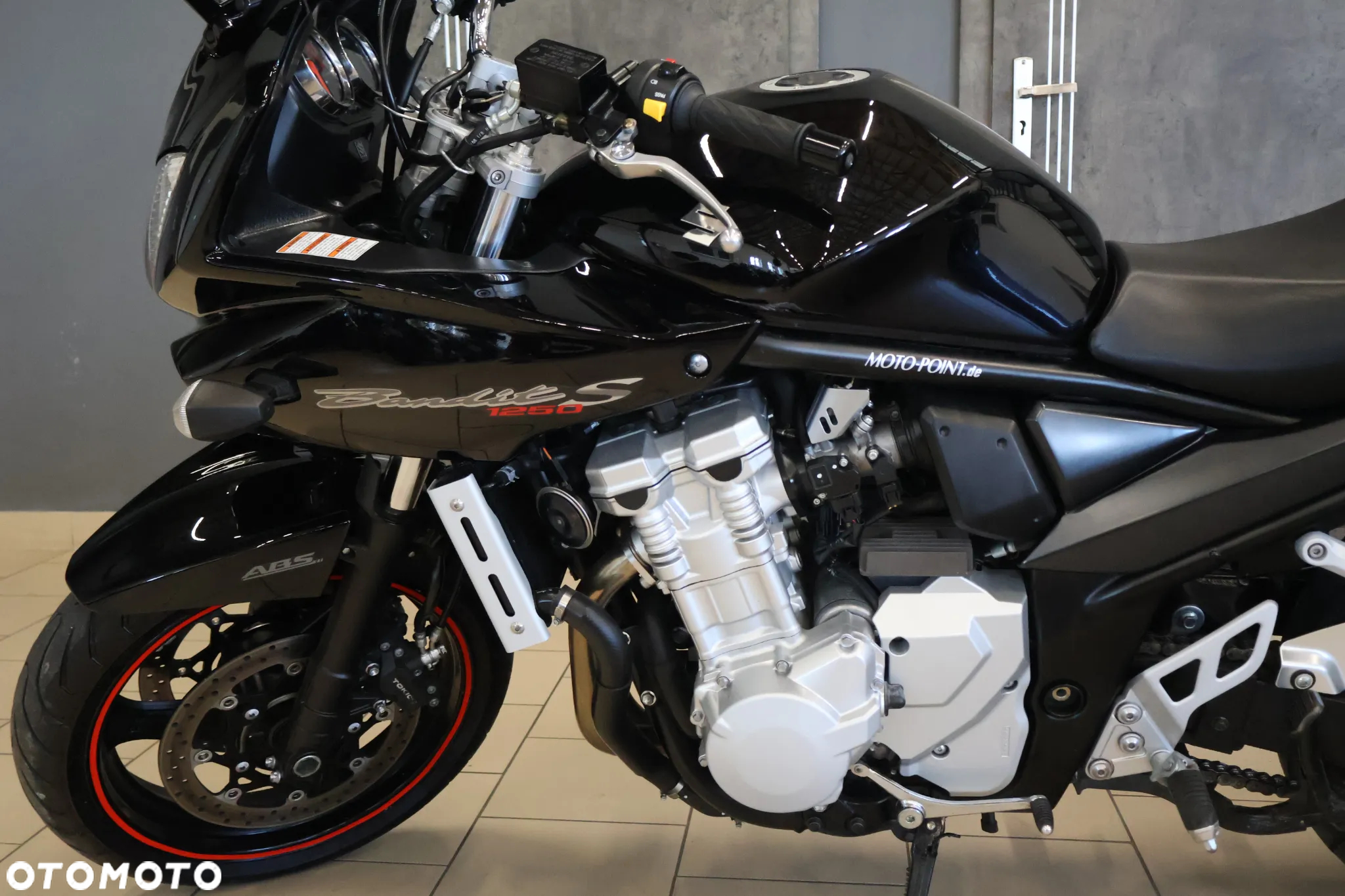 Suzuki Bandit - 22