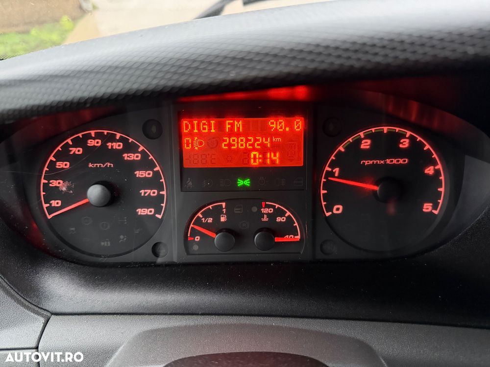 Iveco Daily 40C13 3.5 t E5 Lift Dhollandia 750 kg - 9