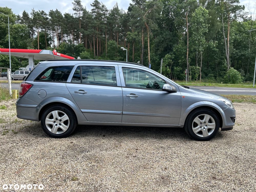 Opel Astra 1.6 Edition 111 Jahre - 5