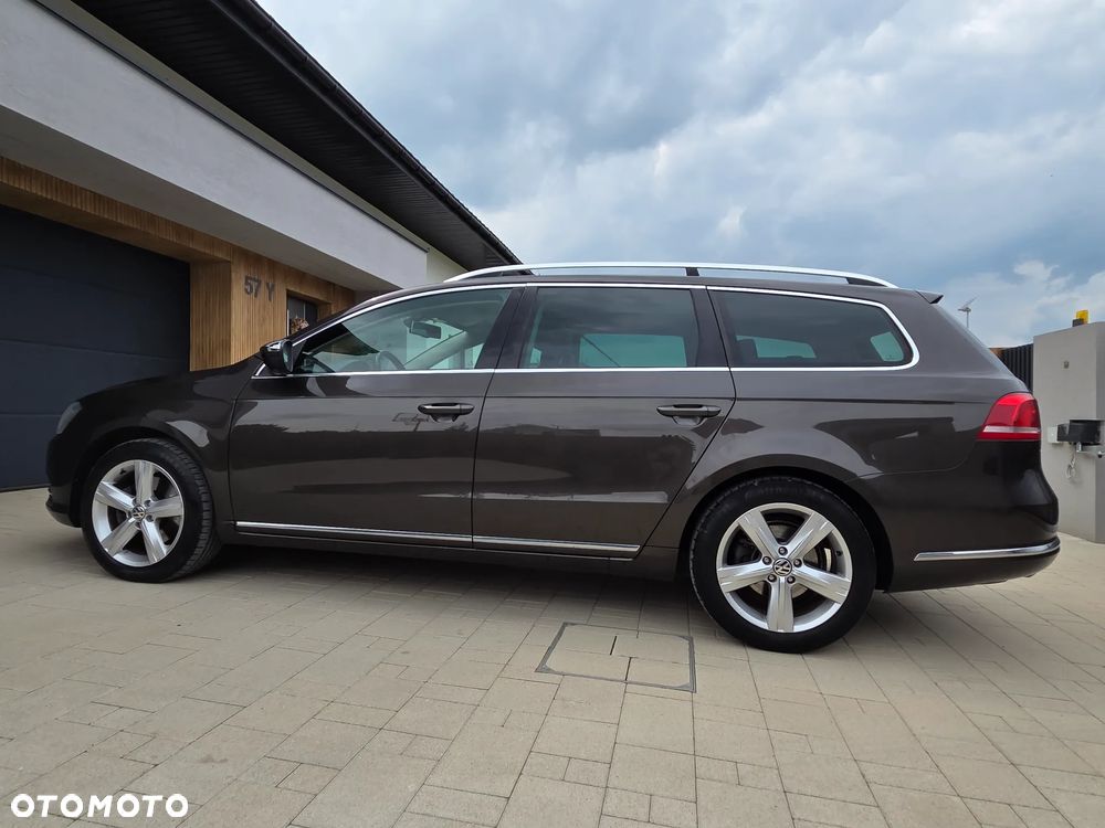 Volkswagen Passat - 10