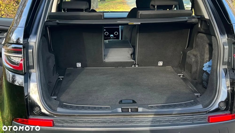 Land Rover Discovery Sport 2.0 D240 SE - 11