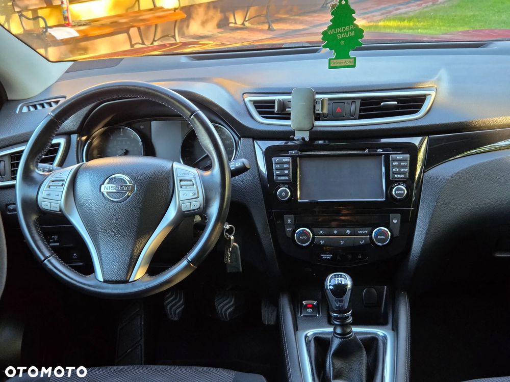 Nissan Qashqai 1.6 DIG-T Acenta - 24
