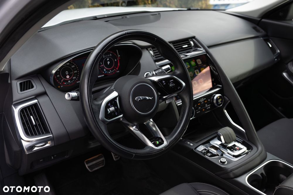 Jaguar E-Pace D165 AWD R-Dynamic SE - 6