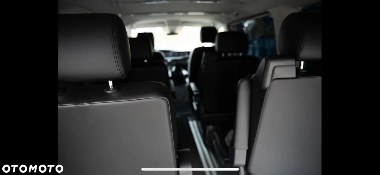 Volkswagen Multivan - 17
