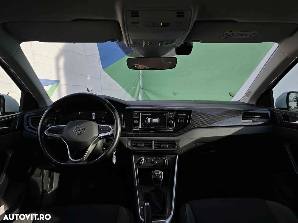 Volkswagen Polo - 15