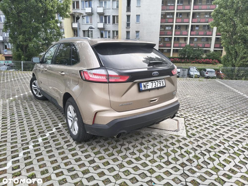 Ford Edge - 5