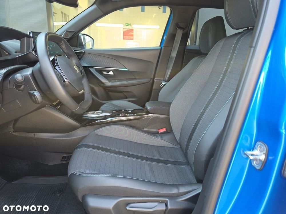Peugeot 2008 50kWh Allure - 9