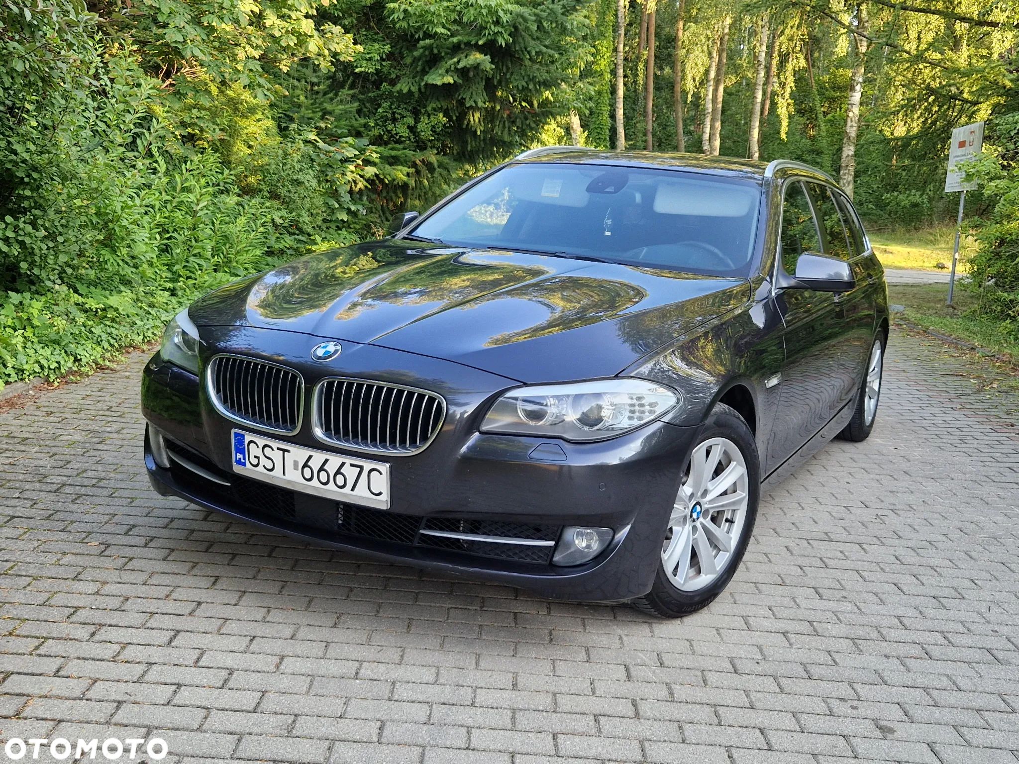 BMW Seria 5 525d xDrive - 1