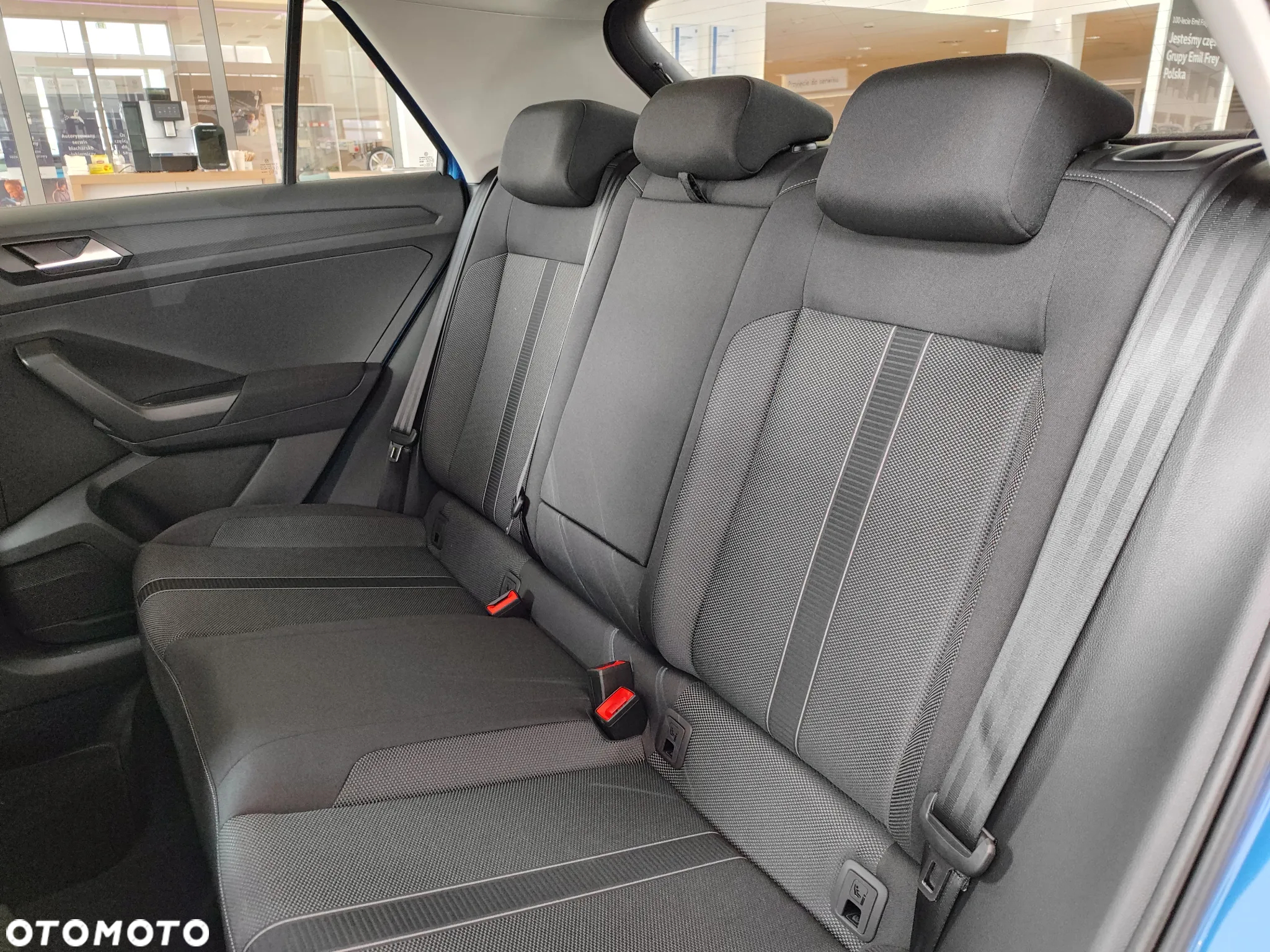 Volkswagen T-Roc 1.5 TSI Life Plus DSG - 23