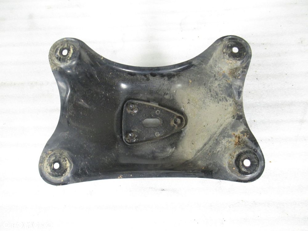 OBUDOWA KOŁA ZAPASOWEGO WIESZAK TOYOTA RAV 4 II 1D4 - 2