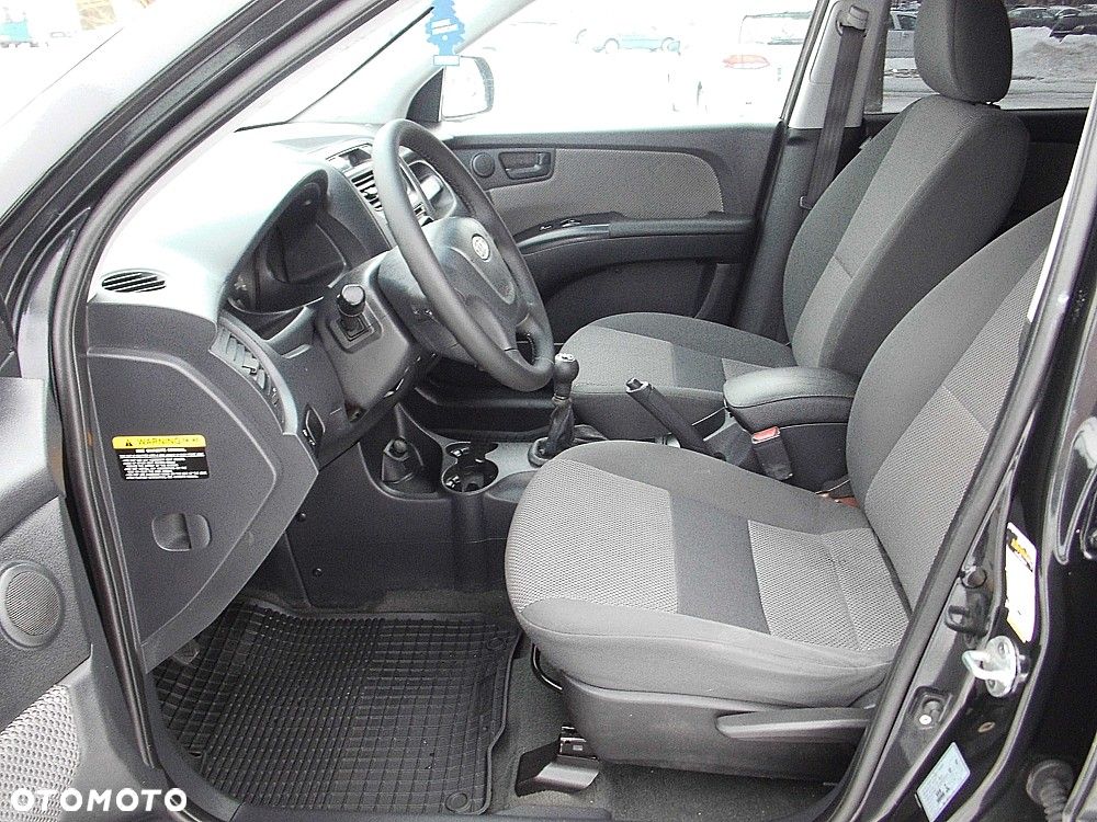 Kia Sportage 2.0 2WD Attract - 2