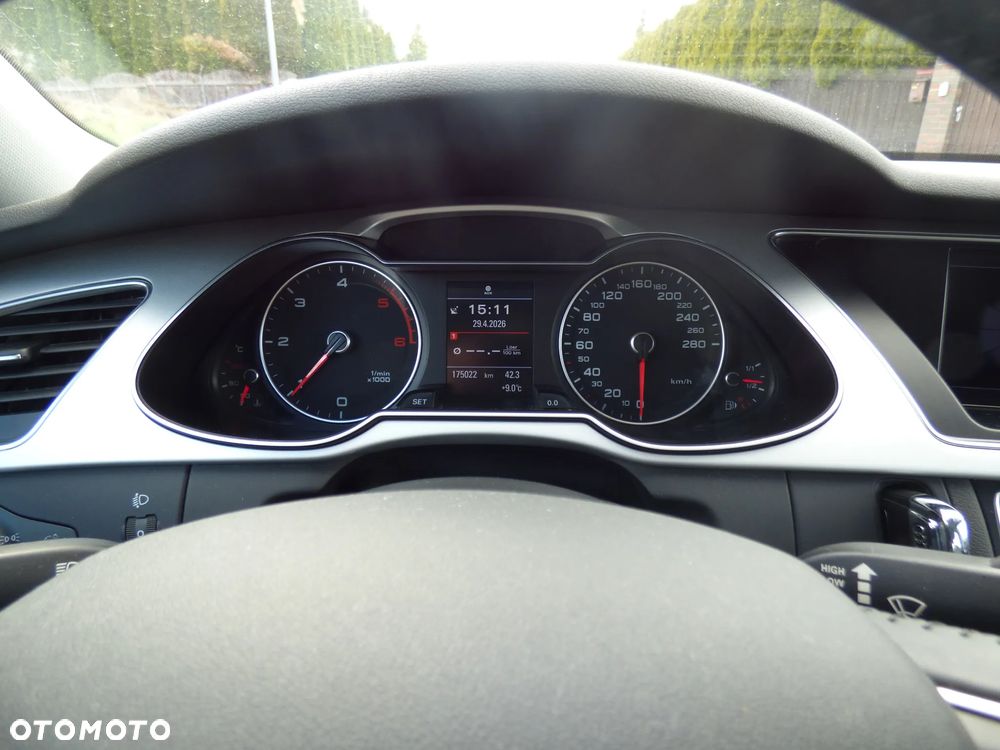 Audi A4 Limousine - 7