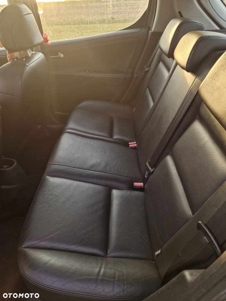 Peugeot 207 1.6 VTi Premium - 10