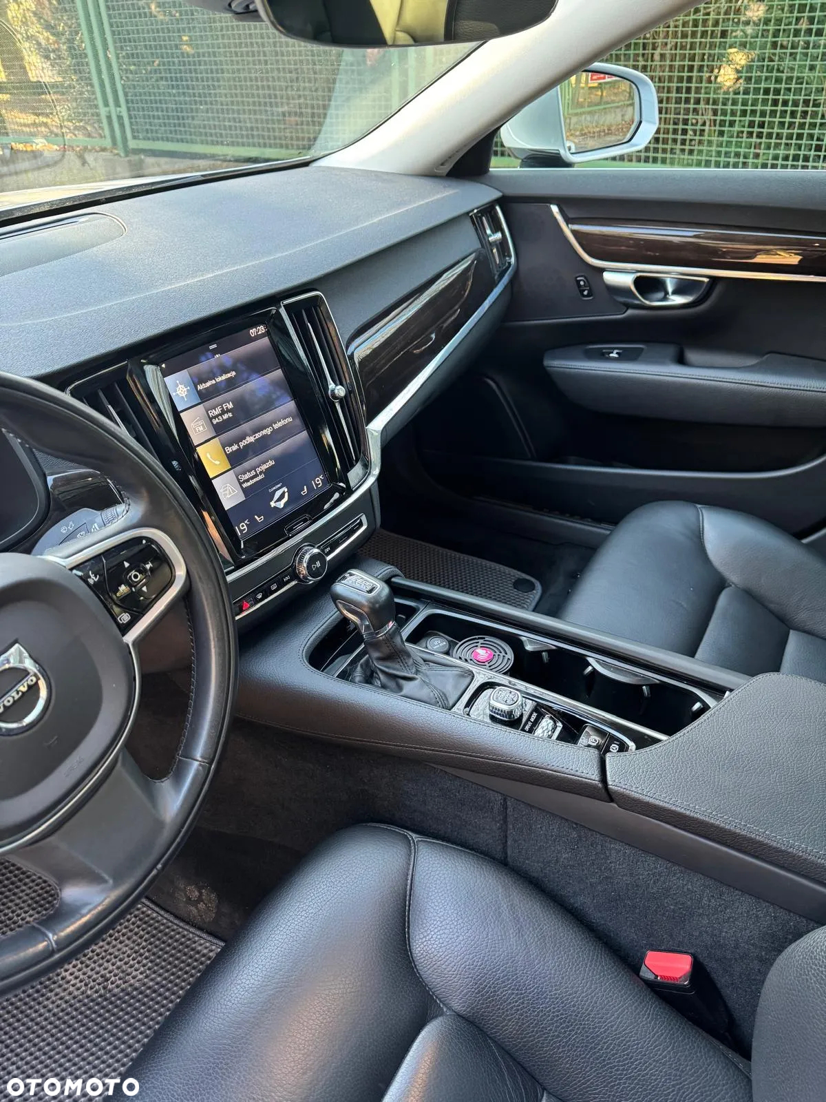 Volvo S90 - 15