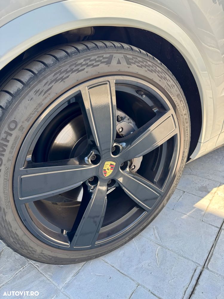 Porsche Cayenne E-Hybrid Tiptronic S - 9