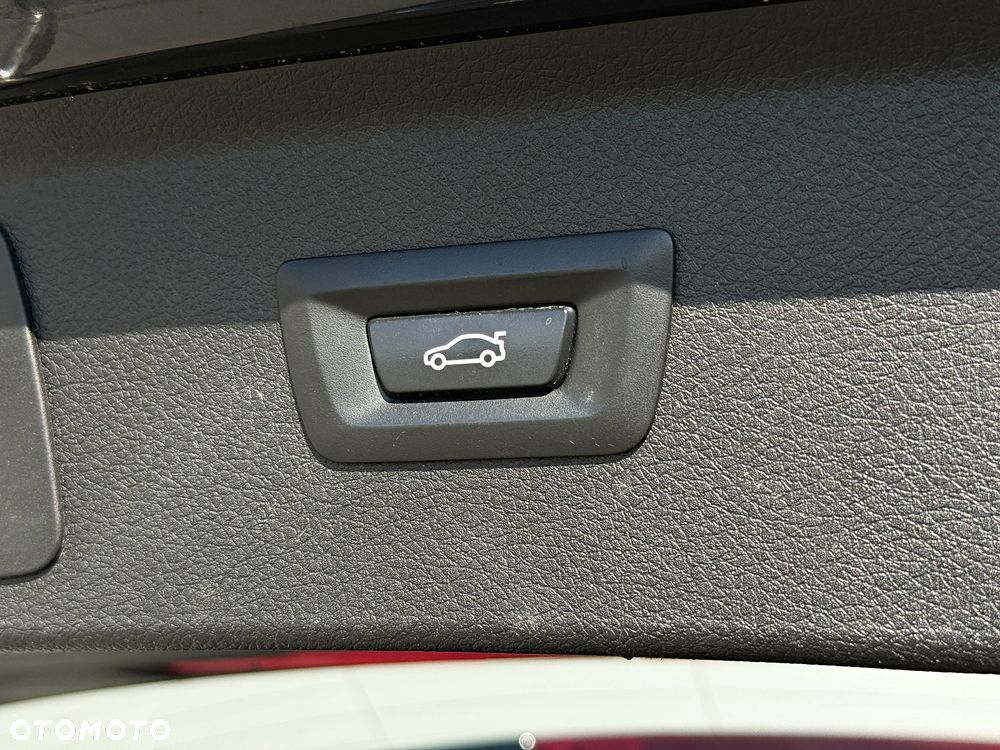 BMW Seria 2 216d Luxury Line - 36