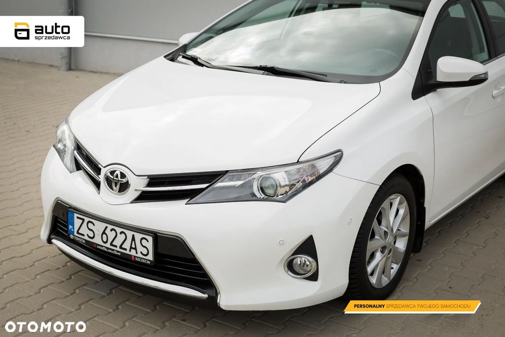 Toyota Auris 1.33 VVT-i Premium Comfort - 7