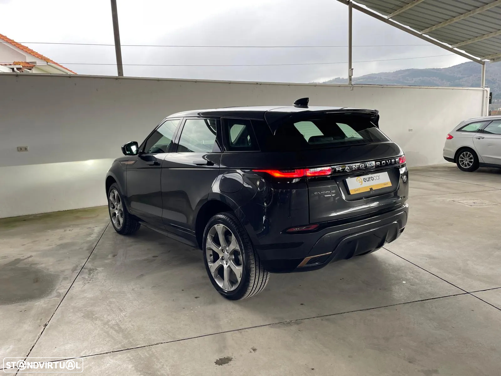 Land Rover Range Rover Evoque 1.5 P300e AWD R-Dynamic SE Auto - 3