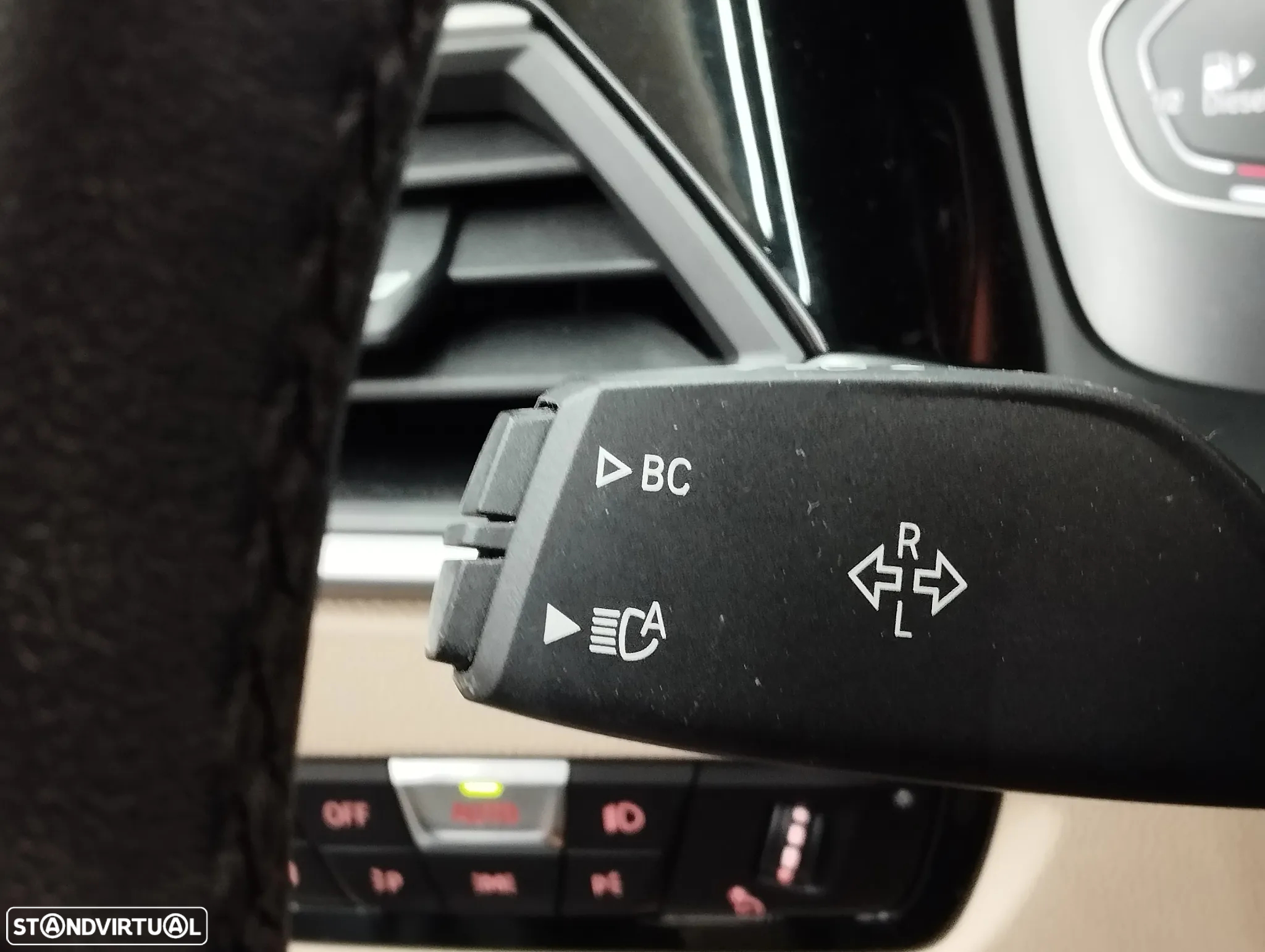 BMW 318 d Touring Auto - 29