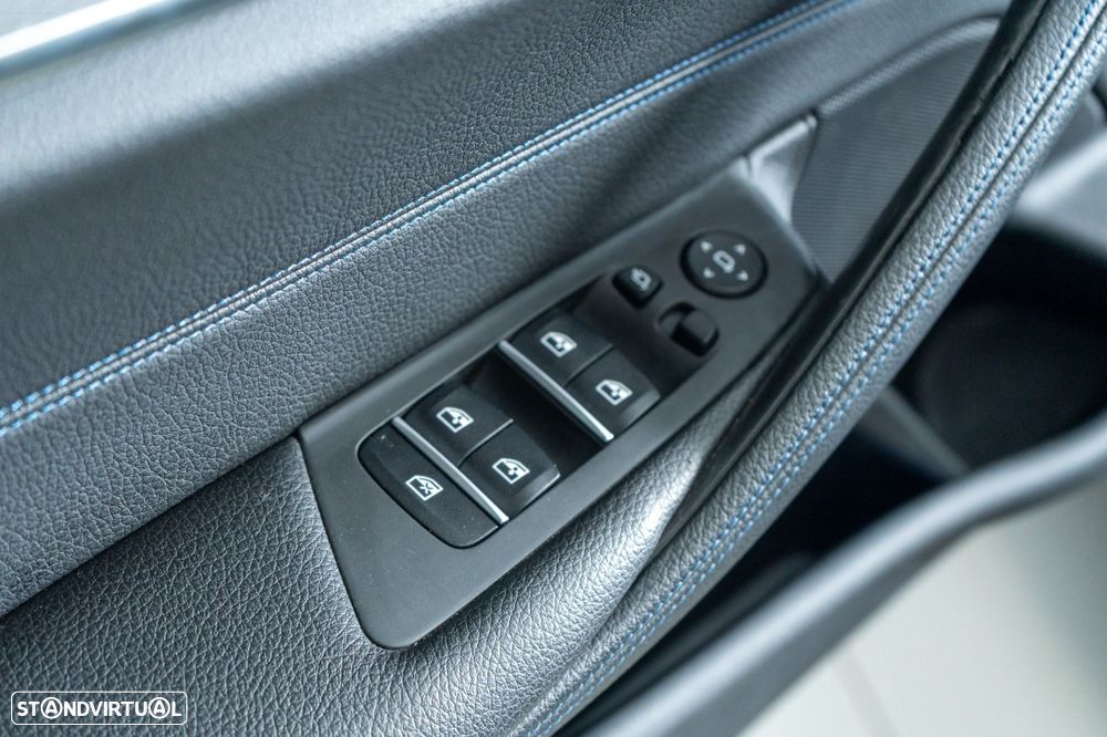 BMW 530 e Pack M - 20