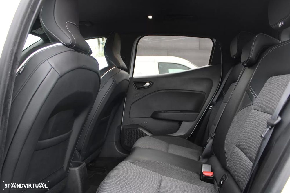 Renault Clio 1.5 Blue dCi Exclusive - 13