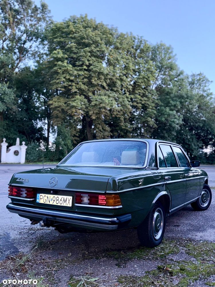 Mercedes-Benz W123 - 7