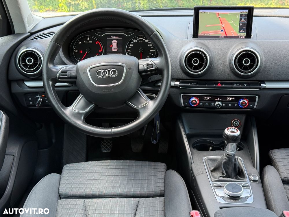 Audi A3 2.0 TDI (clean diesel) S line Sportpaket - 29