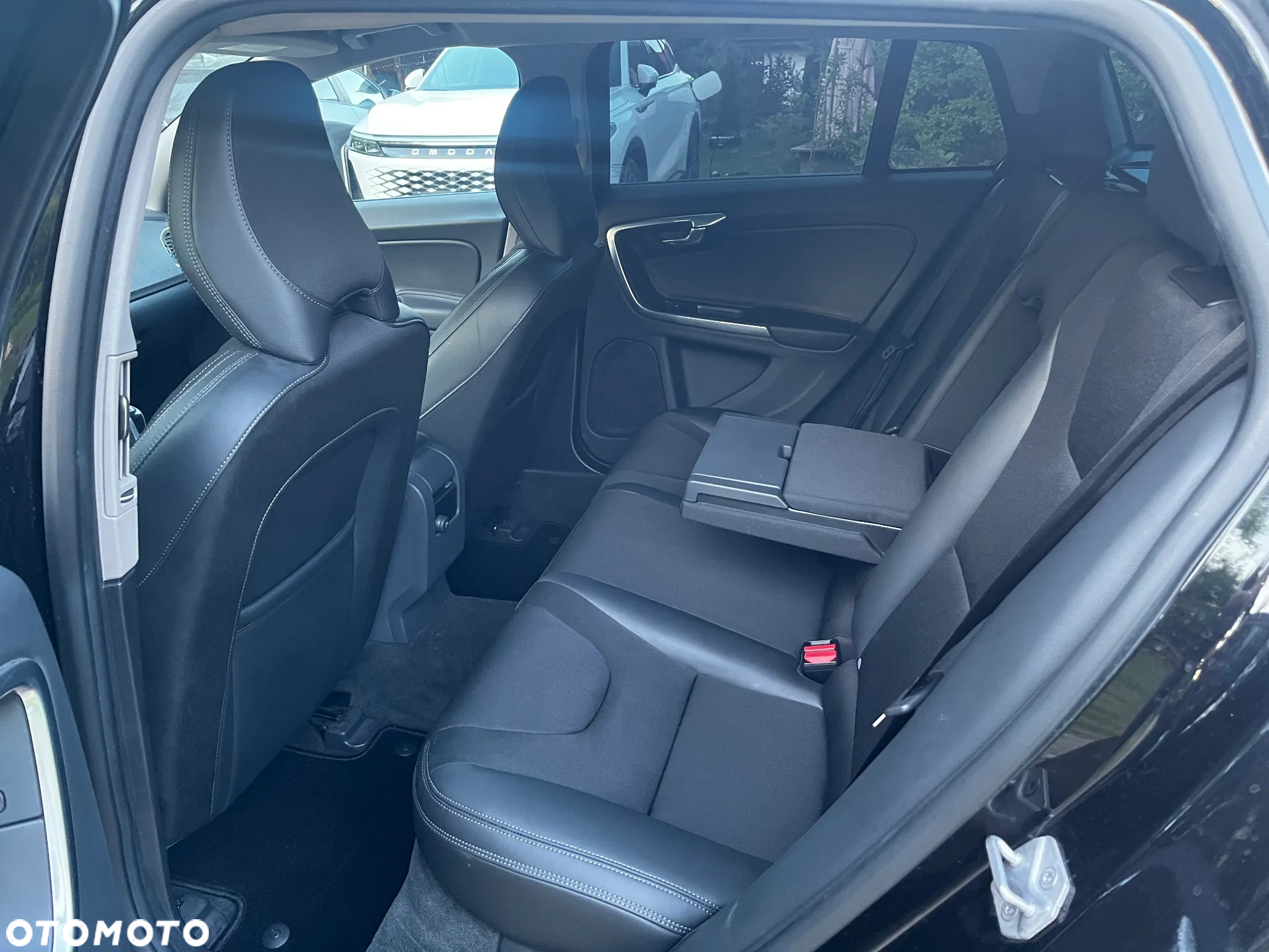 Volvo V60 D3 Drive-E Dynamic Edition (Momentum) - 11