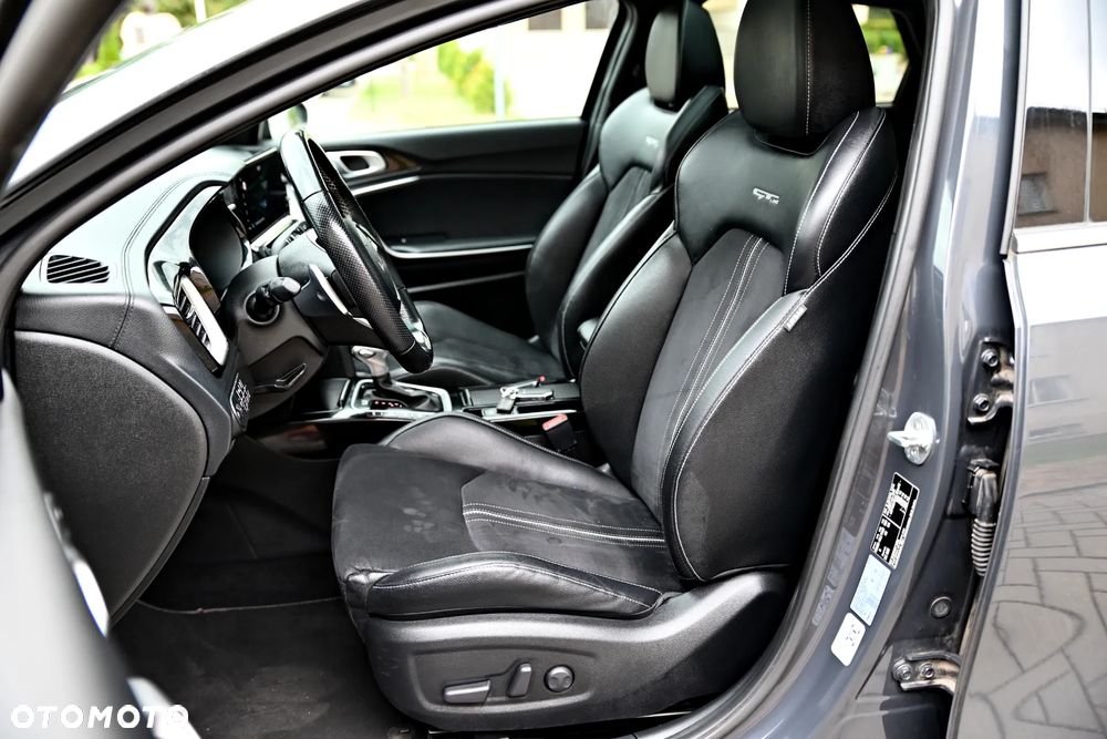 Kia ProCeed 1.5 T-GDI DCT7 OPF GT LINE - 22