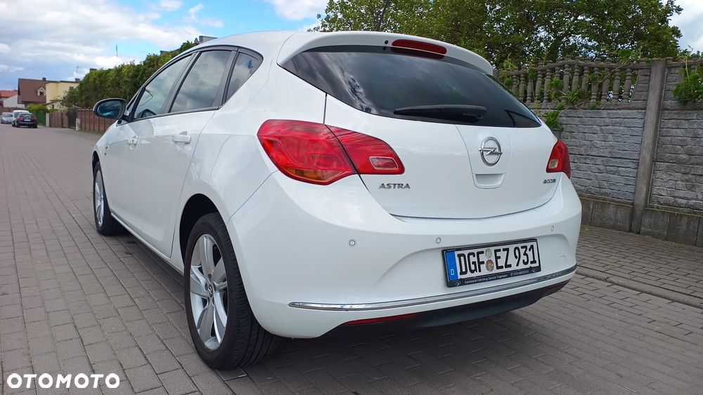 Opel Astra - 15