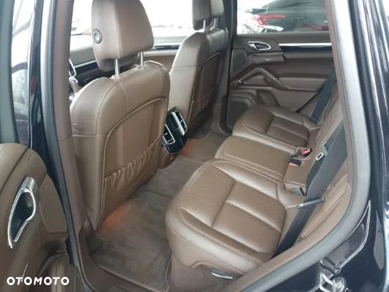 Porsche Cayenne Diesel - 4
