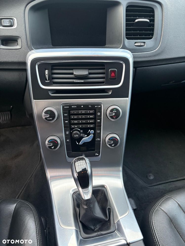 Volvo V60 D2 - 12