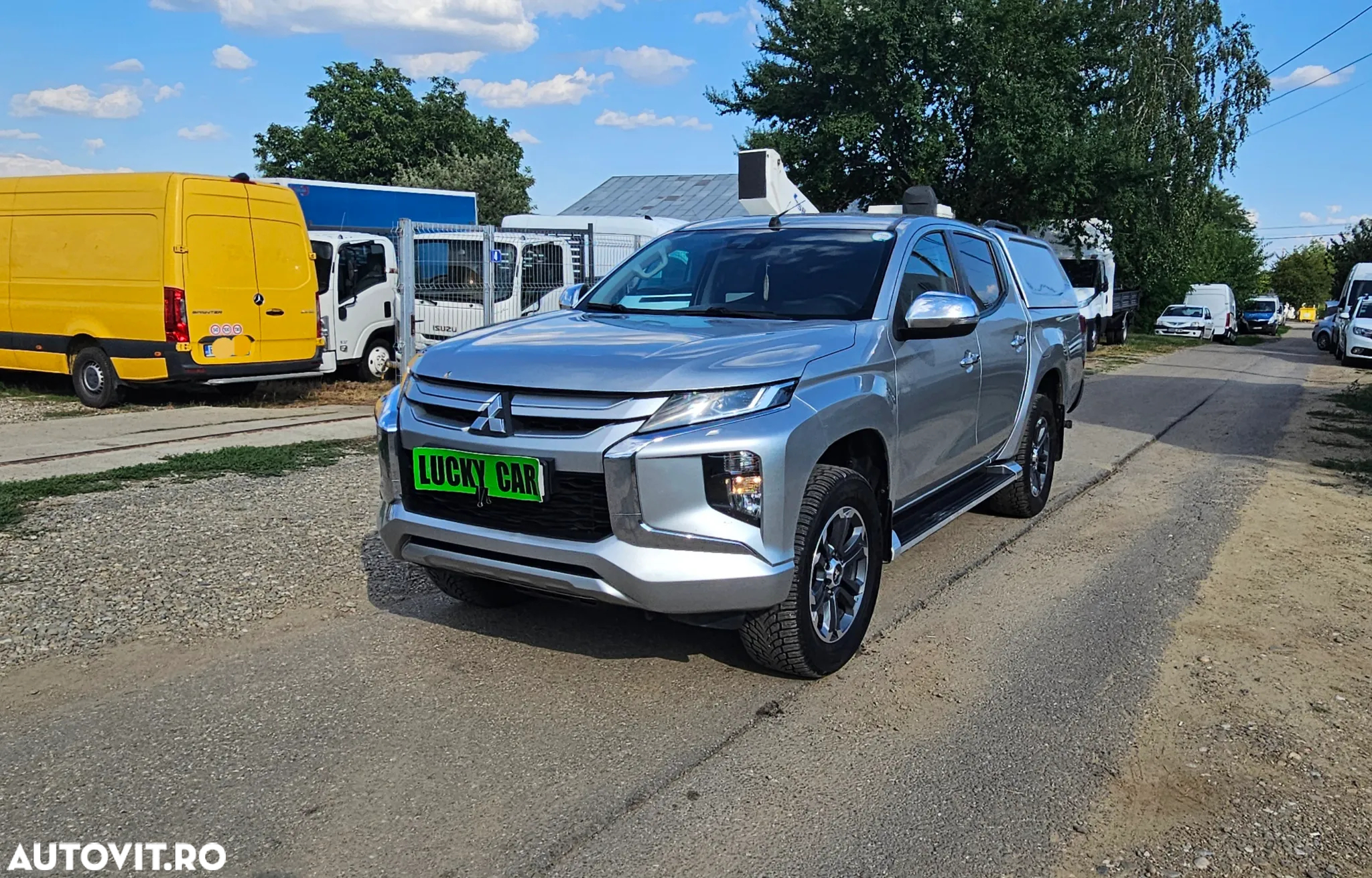 Mitsubishi L200 Double Cab 2.2 DI-D A/T Intense - 2