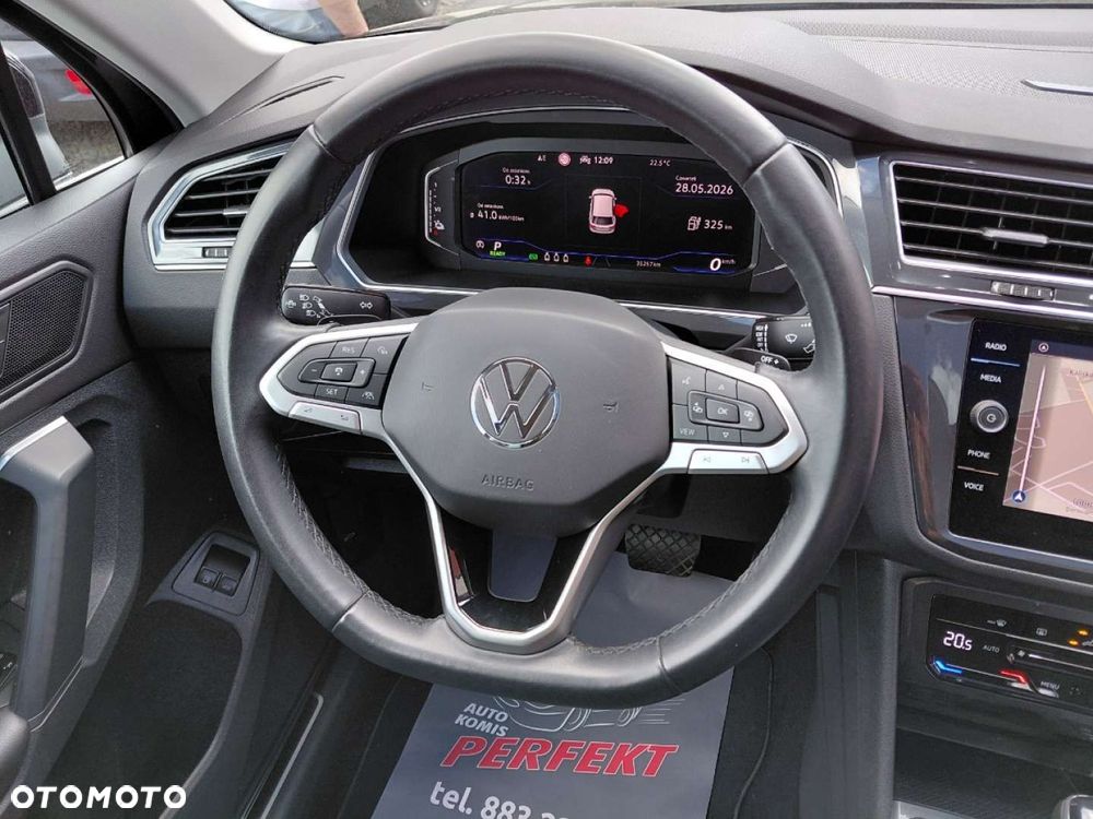 Volkswagen Tiguan - 24