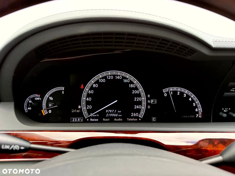 Mercedes-Benz Klasa S 500 4Matic 7G-TRONIC - 13