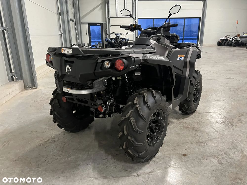 Can-Am Outlander - 7