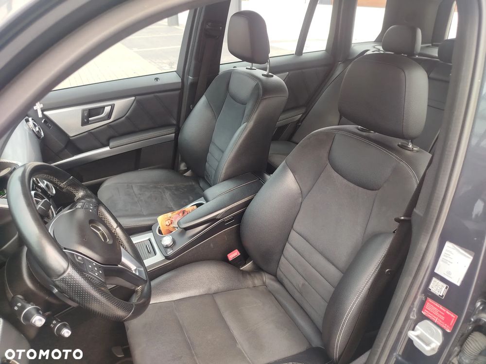 Mercedes-Benz GLK 220 CDI DPF 4Matic BlueEFFICIENCY 7G-TRONIC SPORT EDITION - 19