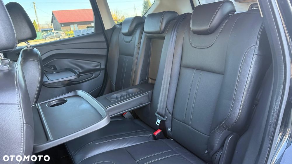 Ford Kuga 2.0 TDCi 4WD Titanium Plus - 29