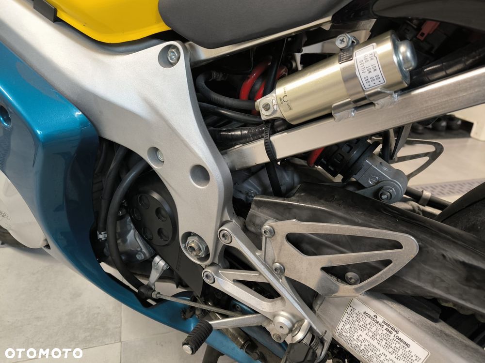 Honda CBR - 11