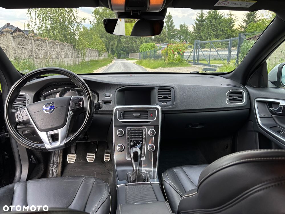 Volvo V60 D4 Drive-E R-Design Momentum - 6