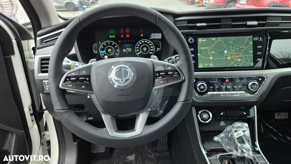 KG Mobility Korrando - 8