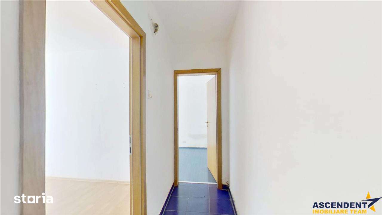 Tur 3D! Apartament 3 camere, decomandat, etaj 1, Electroprecizia, Sace — fotografia 3