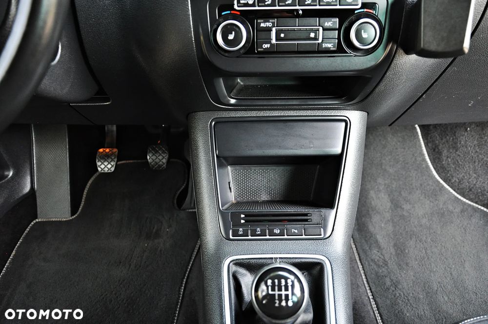 Volkswagen Tiguan 2.0 TDI DPF BlueMotion Technology Cup Sport & Style - 18